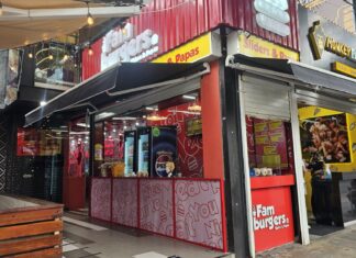 Fam Burgers llegó a Tlalnepantla: sliders con sabor a éxito